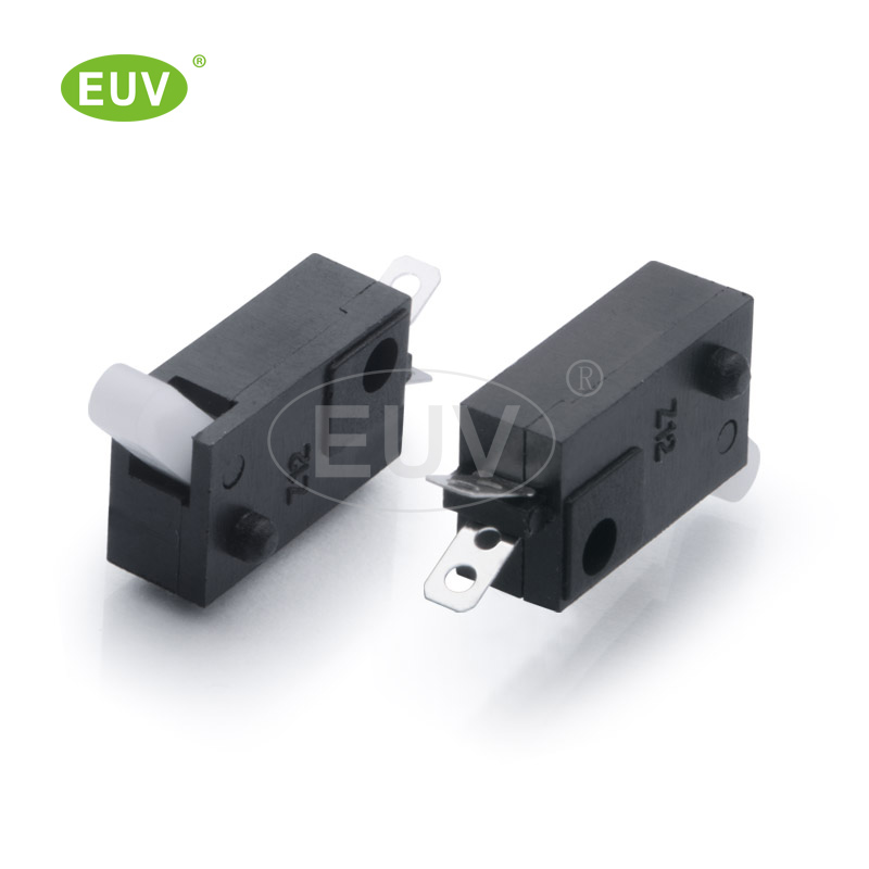 10.2mmx5.8mmx8.2mm 臥式 常開 插件檢測(cè)開關(guān)